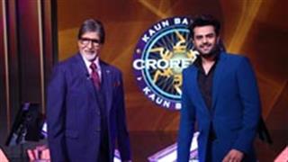 Maniesh Paul regrets not being able to touch Amitabh Bachchan's feet in his recent meeting!