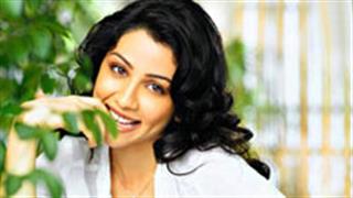 'Kai Po Che' actress Amrita Puri felicitated for being an achiever
