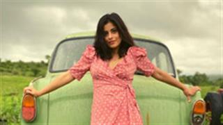Newbie Anisha Victor shares this trait with megastar Amitabh Bachchan