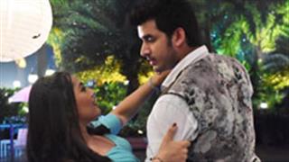 Samar finally confesses his love to Nandini!