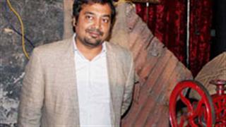 Anurag Basu warns against fake Facebook account 