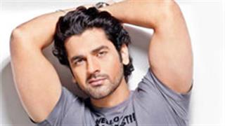 Arjan Bajwa's grey shades in 'Bobby Jasoos'