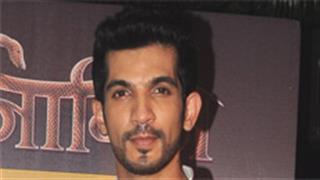 Arjun Bijlani's Direct Ishq trailer released