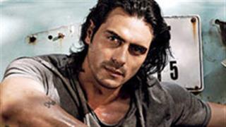 'रॉक ऑन' अंदाज में अर्जुन रामपाल