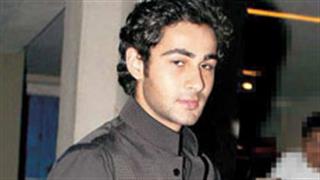 Can you believe it? Armaan never had a girlfriend 