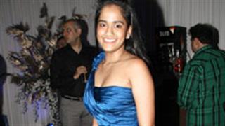 Arpita Khan Sharma gives a shout out to all mothers, leaves everyone intrigued with her post