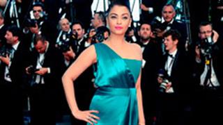 Aishwarya Rai Bachchan sparkles in green at Cannes