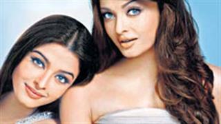 Ash, Hugh Jackman sing at FICCI Frames