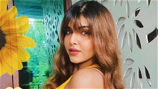 Ashi Khanna shares her journey from being a budding journalist to a full-time social media content creator