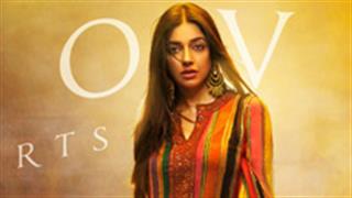 After the stupendous success of Yaad Piya Ki and Teri Aankhon Mein, Divya Khosla Kumar returns with Jaani & B Praak's latest music video Besharam Bewaffa!
