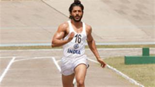 फरहान 4 शहरों में छोटी मैराथन में लगाएंगे दौड़