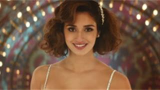 Disha Patani looks oh-so-Stunning in Bharat's new song 'Zinda'