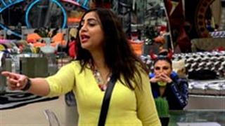 Bigg Boss 14, January 6: Arshi Khan gets punished for damaging BB property!