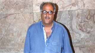 Boney Kapoor throws a party for the crew of MOM!