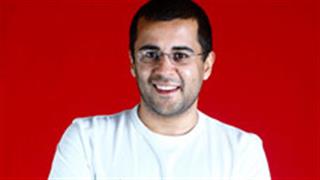 Chetan Bhagat claims Anupama Chopra's husband drove him close to suicide!