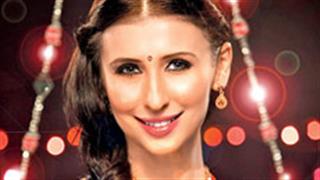 Claudia Ciesla gets in Diwali festive spirit