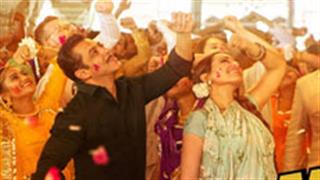 'Habibi Ke Nain' from Dabangg 3 is a soothing romantic melody!