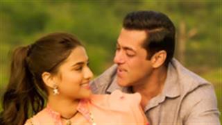 Chulbul ki Khushi ko kya Shah Rukh Khan le jayenge? The new Dabangg 3 promo has an interesting Khan-nection