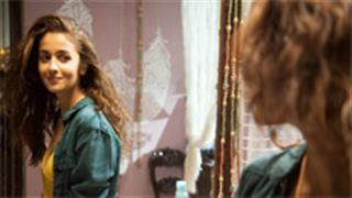 Swipe Right for Zindagi says Alia Bhatt