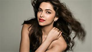 Deepika's special gesture for her fan