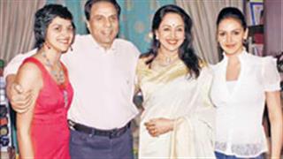 Dharmendra Breaks Down: My Laadli Beti Is Now Married