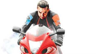 Watch 'Dhoom 3' in your own budget, says Aamir Khan