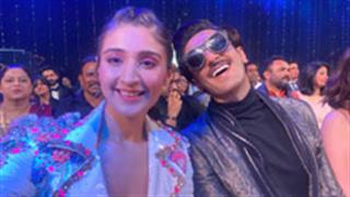 Dhvani Bhanushali had a fangirl moment with Ranveer Singh at the Star Screen award