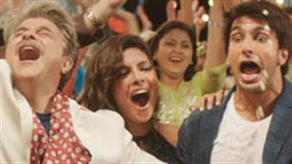 'Dil Dhadakne Do' crew meets Milkha Singh