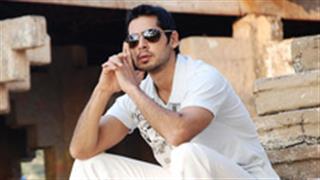 Dino Morea wants to work with Deepika Padukone