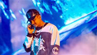 DIVINE is back with his brand new single 'Roots' featuring Raja Kumari!
