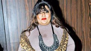 Dolly Bindra is a 'nuisance' for neighbours in real