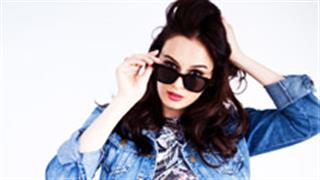 Evelyn Sharma films her first action sequence in the blazing desert heat while injured!