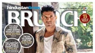A vision! Farhan Akhtar looks 'Farhantastic' on the latest cover of a leading magazine. Check out!