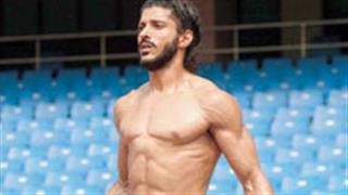 I don't consider myself a playback singer: Farhan