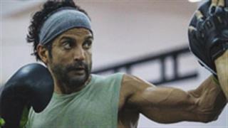 Farhan can Fight For Real: Farhan Akhtar’s ‘Toofan’ trainer Darrell Foster