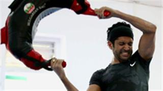 Farhan Akhtar is here to take away our Monday blues with some 'Toofan' motivation!