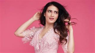 Birthday girl Fatima Sana Shaikh gets a surprise on sets of her next by co-star Manoj Bajpayee and crew!