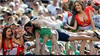 Crazy Football fan Did this To See the Match