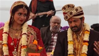 Fraud Saiyaan Trailer: Arshad Warsi turns con to tickle your funny bones!