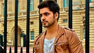 First look: Gautam Gulati as cricketer-turned-commentator in 'Azhar'