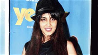 Genelia D'Souza dons the hat this summer