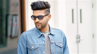 This is how Guru Randhawa cherishes the songs of Late Sabar Koti!