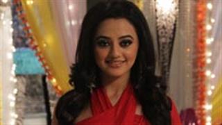 Birthday girl Helly Shah calls 'Ishq Mein Marjawan 2' a landmark in her career!