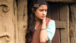 Alia Bhatt finds 'Highway' challenging