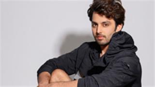 Himansh Kohli's special wish for Big B on his birthday