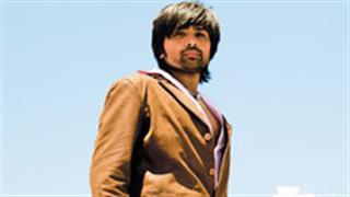 Himesh's 'surprise' role in 'Khiladi 786'