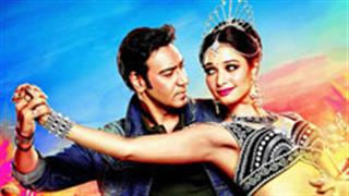 'Himmatwala' Ajay fights a tiger, again