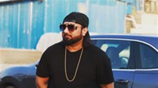 Bringing classic, his way! Yo Yo Honey Singh's next single 'Gur Nalo Ishq Mitha' is set to release!