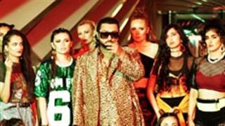 Bollywood’s rap sensation Yo Yo Honey Singh’s Loca creates a craze amongst fans, crosses 50 million views!