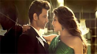 What is Hrithik doing with Jacqueline?